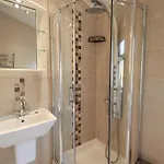 Oakwood * Windermere